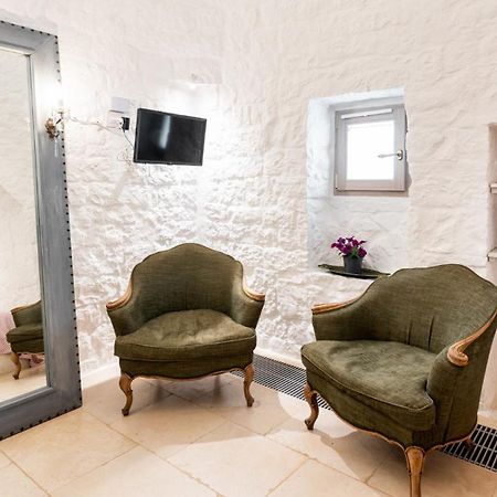 Petranima Wellness In Trulli Bed & Breakfast Ostuni Eksteriør bilde