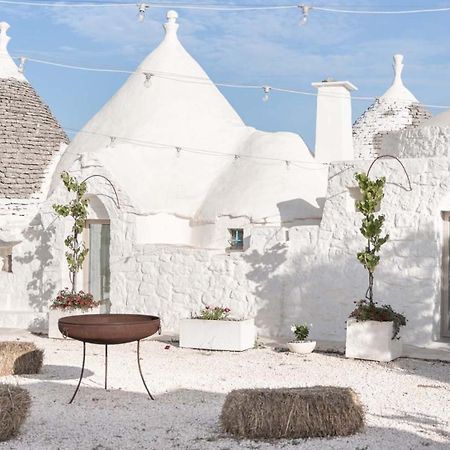 Petranima Wellness In Trulli Bed & Breakfast Ostuni Eksteriør bilde