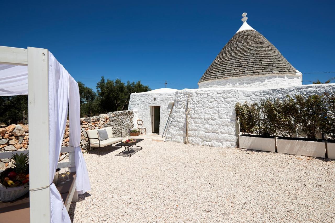 Petranima Wellness In Trulli Bed & Breakfast Ostuni Eksteriør bilde